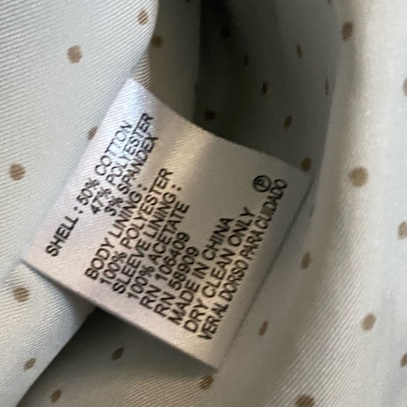 Cremieux Navy Blazer with Gold buttons. Women’s 8 business lined jacket, work - Picture 6 of 15